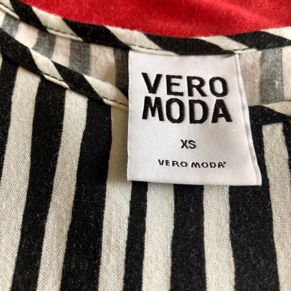 Vero Moda Zebra Print Black & White Tunic Blouse XS - Picture 7 of 15
